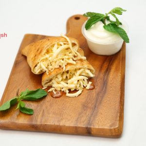 Labneh Pie With Honey - لبنة مع عسل